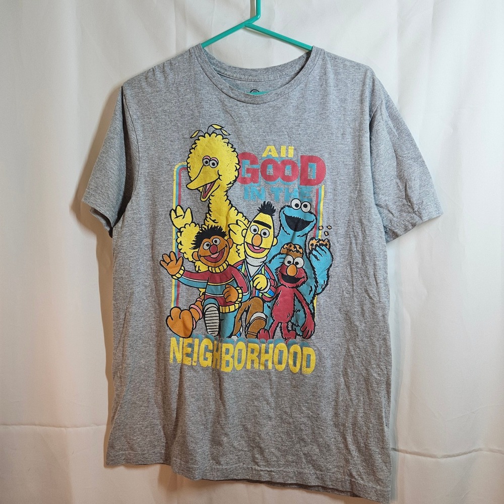 Sesame‎ Street All Good In The Neighborhood Graphic Print T-Shirt Medium